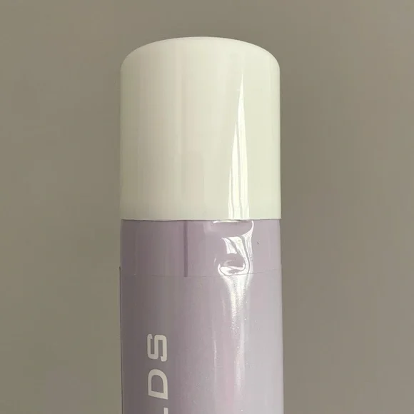 Rodan + Fields Refresh+ Dry Shampoo - 98mL - Picture 4 of 5